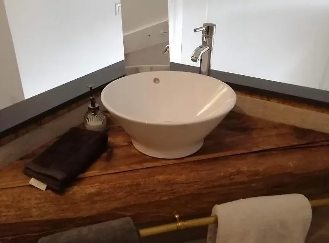 펜션 De La Roseraie Ceton