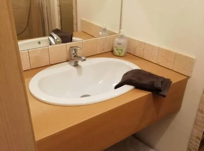 De La Roseraie * Ceton